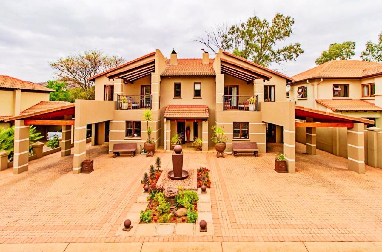 37 On Eagles Hotel Hartbeespoort Exterior photo